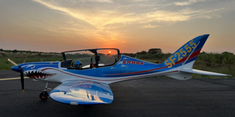 迎聖誕PARTY!饒自強邀民眾同歡看飛機抽好禮 迎聖誕PARTY!饒自強邀民眾同歡看飛機抽好禮