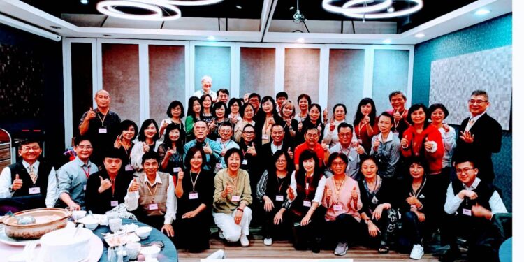 高小敏與善心行善團聯手  獻愛心關懐救助貧困家庭