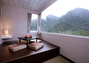 228連假好去處 烏來泡湯解憂去泡湯的時節