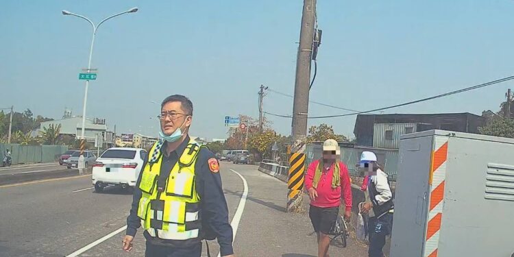 南投老婦失蹤1日迷航霧峰 熱心霧警助返家團圓