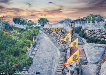 台南白河萬里長城林初埤的木棉道，美景迷人