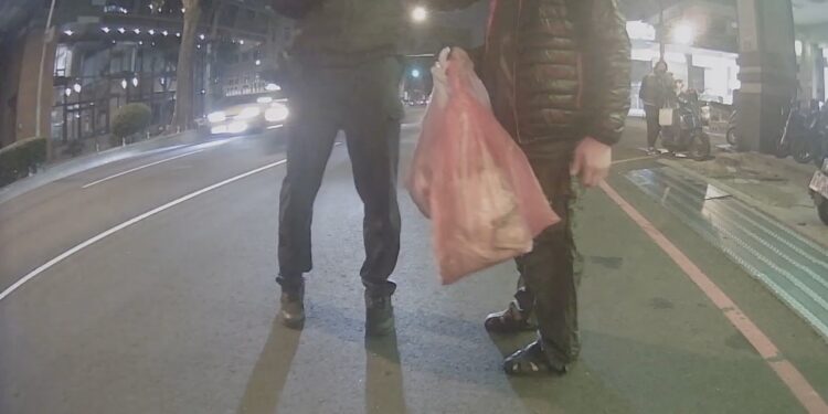 慢飛天使放飛自我 警10分鐘幫心急母尋回愛子