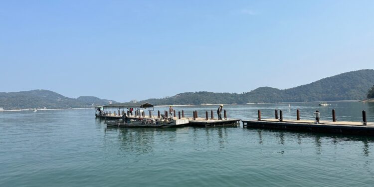 旱象未解日月潭水位持續下降 日管處啟動第二階段碼頭浮排調整措施遊艇正常營運 旱象未解日月潭水位持續下降 日管處啟動第二階段碼頭浮排調整措施遊艇正常營運