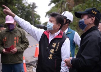 立委傅崐萁完成登記爭取連任 贏回 2024總統大選守護中華民國