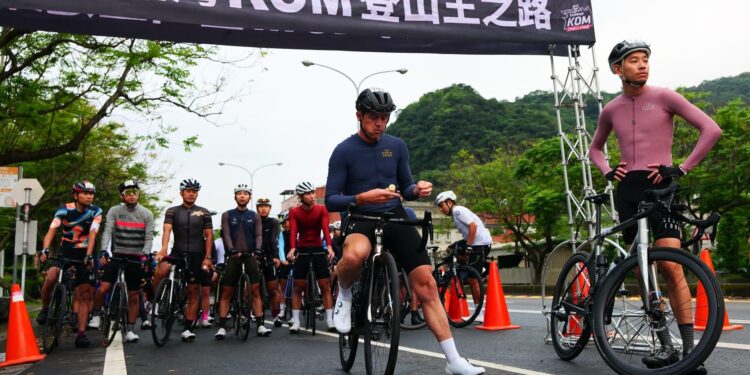 臺灣 KOM 春季登山王之路》臺灣小將何彥誼封王、曾可妡封后 環澳四冠王 Simon Gerrans 名列第三 盛讚台灣之美 臺灣 KOM 春季登山王之路》臺灣小將何彥誼封王、曾可妡封后 環澳四冠王 Simon Gerrans 名列第三 盛讚台灣之美