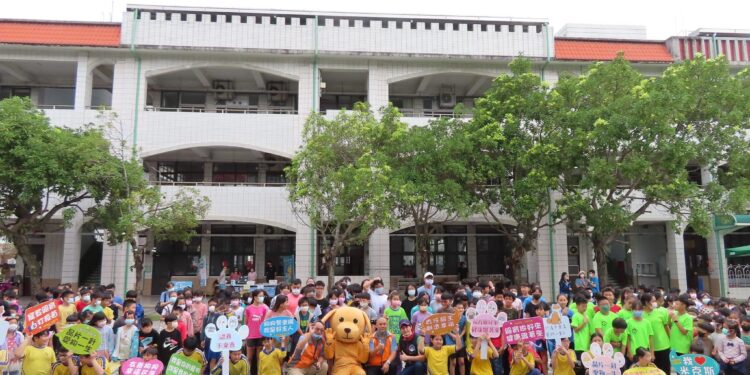 花蓮縣政府結合兒童節活動 花蓮動保觀念向下紮根 花蓮縣政府結合兒童節活動 花蓮動保觀念向下紮根