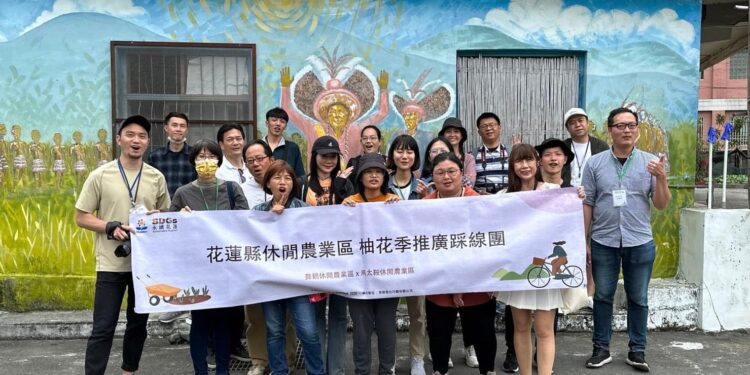 花蓮縣政府辦理2天1夜踩線團 推廣瑞穗柚花季與馬太鞍螢火蟲生態之美 花蓮縣政府辦理2天1夜踩線團 推廣瑞穗柚花季與馬太鞍螢火蟲生態之美