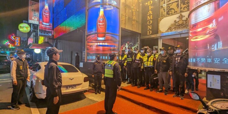 黑幫春酒踩底線 竹市警執行「幫派組合專案臨檢」 一週逮224人