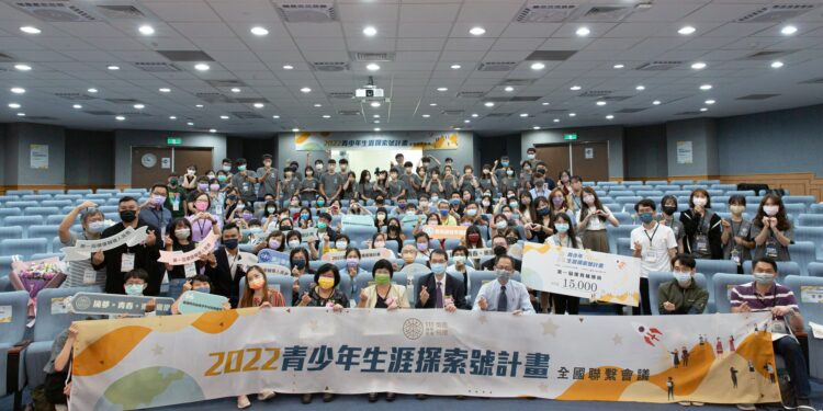 乘風飛揚 逆風打造尋夢的翅膀