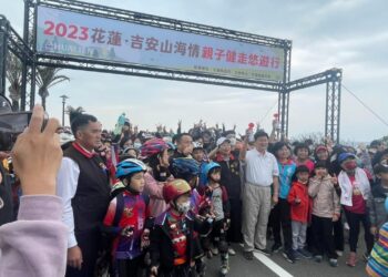 國手資格被協會沒收 立委傅崐萁要求體育署協助 衝浪小國手終獲平反代表國家出賽ISA2023世界衝浪大賽