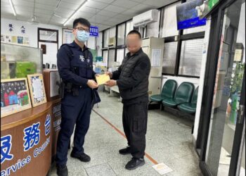 房租忘放車籃卻不自知 警速調電眼助失而復得