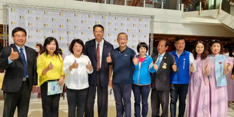 溫蘋基金會攜手建研會 12年來獎助5000名學子