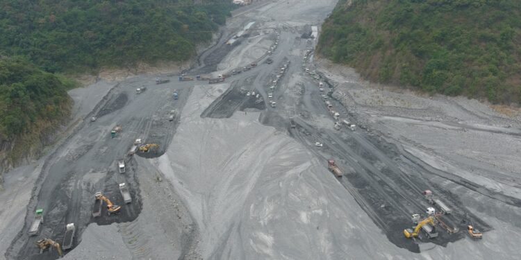 第七河川局加強疏濬 提升通洪能力並確保砂石料源無虞