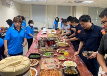 健康志工用愛調味 一人一菜溫暖波麗士的胃