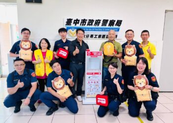 工業區派出所受贈AED 第一時間搶救生命