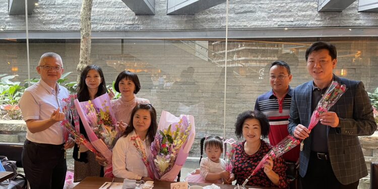 溫馨五月警長五星級祝福 共度暖心母親節