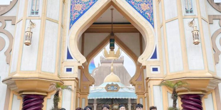 致青春!畢業有禮 六福村著學士服入園0  關西六福莊謝師宴竟千元有找 再加碼瘋玩遊樂園