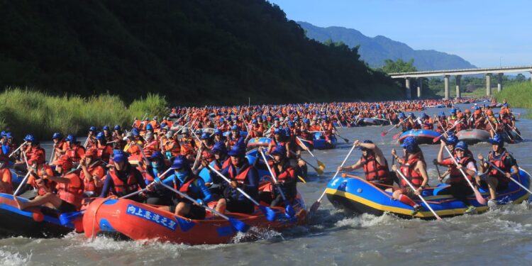 花蓮六月泛舟月 旅宿泛舟享優惠 花蓮六月泛舟月 旅宿泛舟享優惠