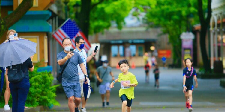 跟著生態達人去探險 關西六福莊蟲蟲夏夜探險營來