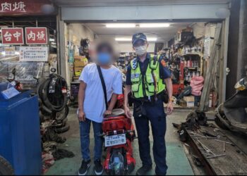 鑰匙不見天兵自換鎖 防盜鈴大作竟引救星來解圍