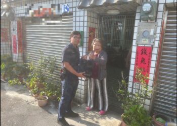 阿嬤包留公車上不知所措 警請線上公車司機終尋獲