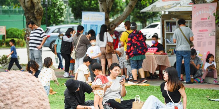 Fun遊花蓮國際好食市集 草地野餐享受多元文化 Fun遊花蓮國際好食市集 草地野餐享受多元文化