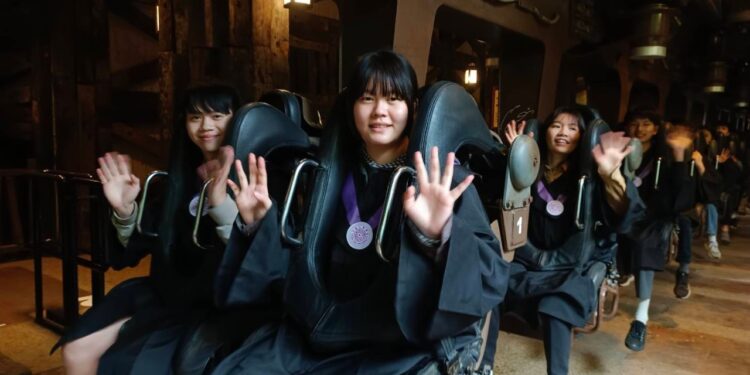 六福水樂園憑學生證入住六福莊四人同行萬元有找 加碼搭客運全額補助