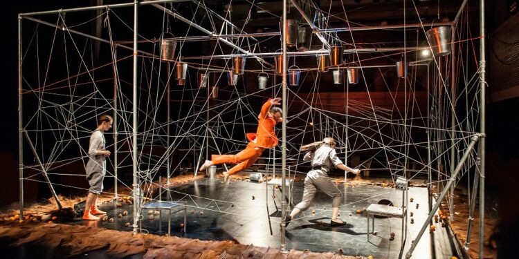 可愛的老虎闖進歌劇院，給你五感全開的劇場體驗