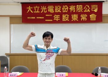 本土演員呂嘉興百萬財力收入曝光 出席大立光股東會成焦點