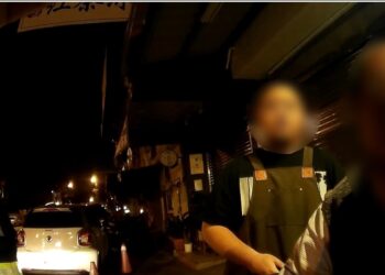 翁迷途走到天黑不敢求援 深夜食堂與警同送暖返家