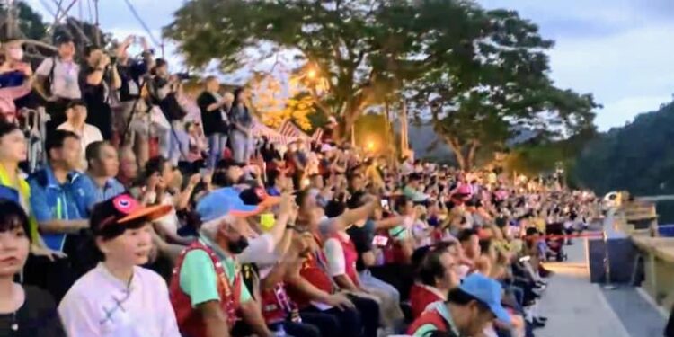 2023紅面鴨FUN暑假 國際知名舞鈴劇場《島嶼》揭序 7/15-8/13在壽豐鯉魚潭 DUCK(大)FUN(放)光彩 2023紅面鴨FUN暑假 國際知名舞鈴劇場《島嶼》揭序 7/15-8/13在壽豐鯉魚潭 DUCK(大)FUN(放)光彩