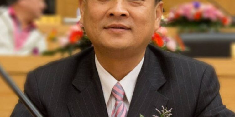 傳統家庭工廠新興製香廠 收藏神像木雕藝術品 傳統家庭工廠新興製香廠 收藏神像木雕藝術品