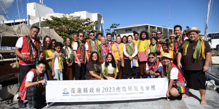 花蓮縣政府2023南島考察團抵達大溪地 與法菲特大溪地航海組織簽署合作備忘錄