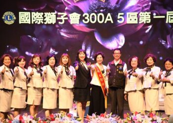 花蓮縣政府代表參與國際獅子會交接典禮 感謝援助東里國中重建工程