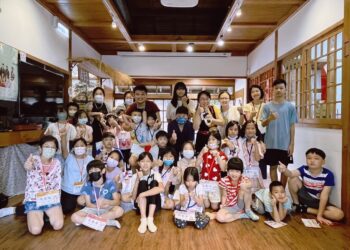 「2023藝起來講客—晴耕雨讀暑期夏令營」亮麗落幕 孩子結業展成果