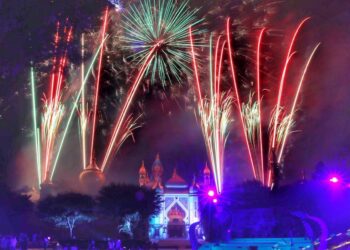 六福村七夕與前世情人有約 擁抱親吻現省千元  主題房共枕眠