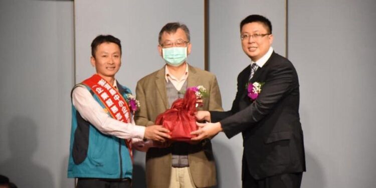 滿滿的海底體驗 海底漫步水底生物照相 滿滿的海底體驗 海底漫步水底生物照相