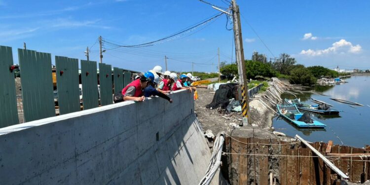蘇拉颱風來臨前加強防汛檢查整備 把災害降到最低 蘇拉颱風來臨前加強防汛檢查整備 把災害降到最低