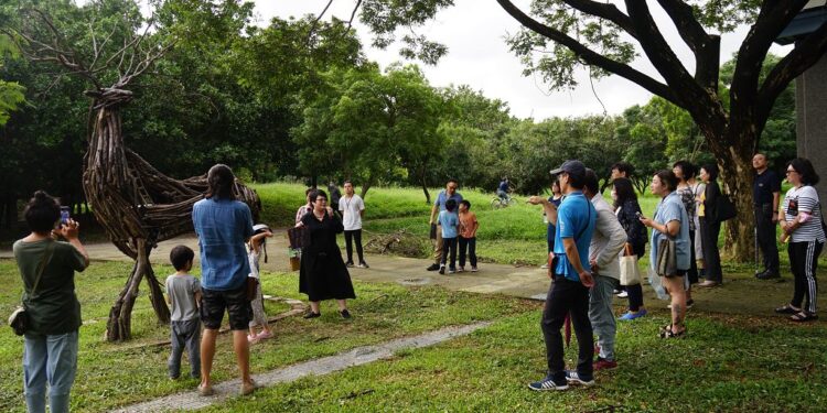 衛武營藝術村-WeR年度創作聯展 以仲夏夜之夢為主軸 衛武營藝術村-WeR年度創作聯展 以仲夏夜之夢為主軸