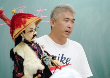 重視本土文化藝術  傳統表演電視木偶劇團