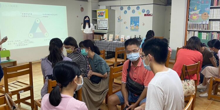 開學了帶你讀懂孩子  中市圖9/3邀王文華、林玫伶清水開講