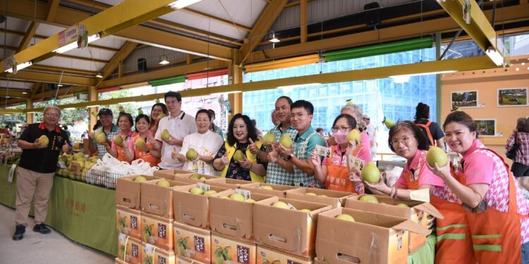 2023柚見花蓮文旦記者會 微酸滋味最喜歡 縣長徐榛蔚歡迎大家品嘗全國第一的花蓮文旦柚