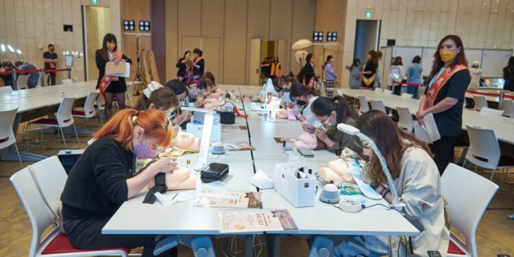 「2023 PEA國際美業創藝大賞」美睫動態國際社會組總冠軍莫凱晴 「2023 PEA國際美業創藝大賞」美睫動態國際社會組總冠軍莫凱晴