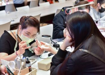 「2023 PEA國際美業創藝大賞」許雅玲榮獲美甲動態國際精英組總冠軍