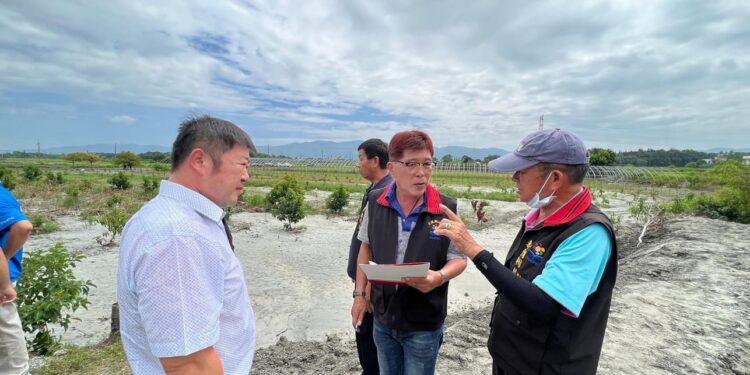 二次會勘豐田圳崩毀現場 張峻籲報請中央災害復建
