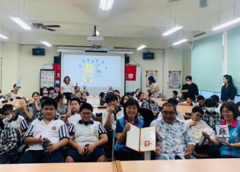 游淑貞關切青少年成長生命教育 吉安鄉圖走入校園與知名作家開講 游淑貞關切青少年成長生命教育 吉安鄉圖走入校園與知名作家開講