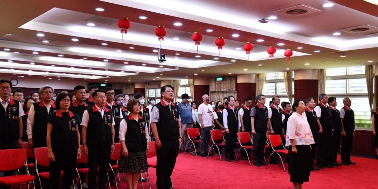 花蓮縣政府九月份升旗典禮 徐縣長:政策須貼近鄉親需求 花蓮縣政府九月份升旗典禮 徐縣長:政策須貼近鄉親需求