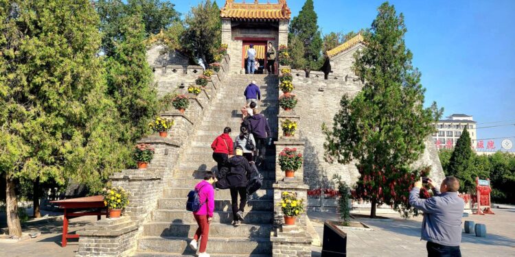 二岸媒體探秘老子太清宮 傳道登仙明道宮