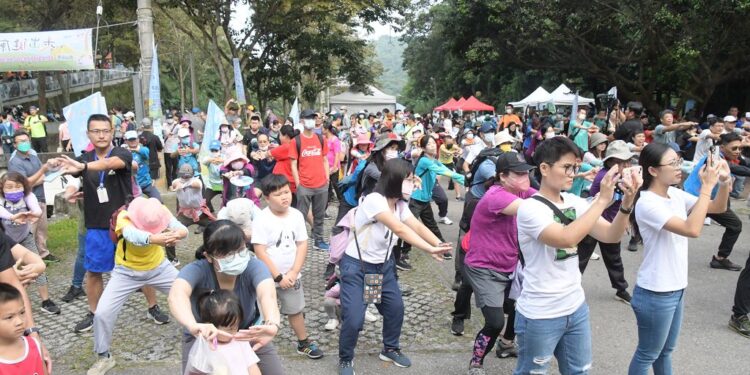 全國登山日卦山大縱走 二部曲藤山步道健行 完登步道抽奬送禮 全國登山日卦山大縱走 二部曲藤山步道健行 完登步道抽奬送禮