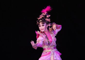 國寶級藝師登臺 明華園日字戲劇團  周公法鬥桃花女10/14豐原登場